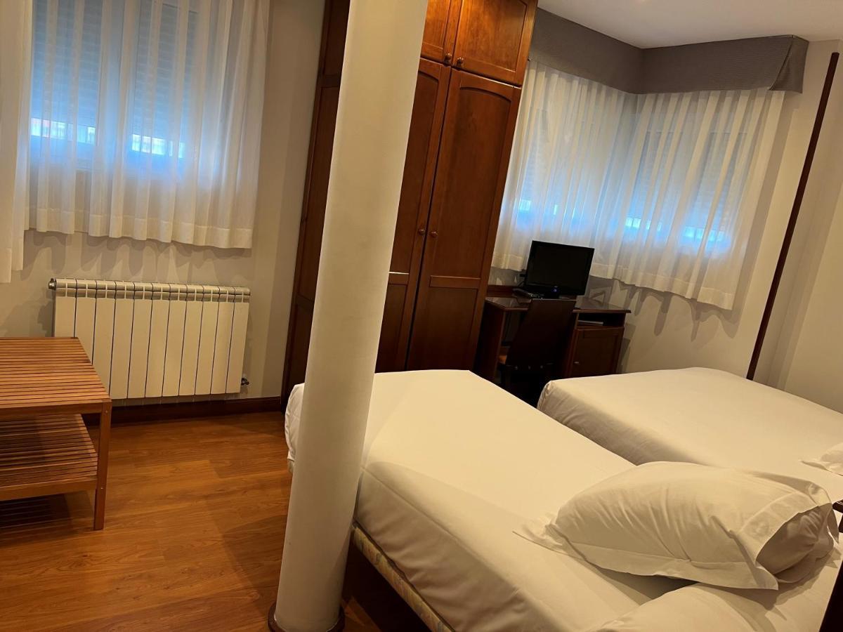 Hotel Villalegre Avilés Zewnętrze zdjęcie